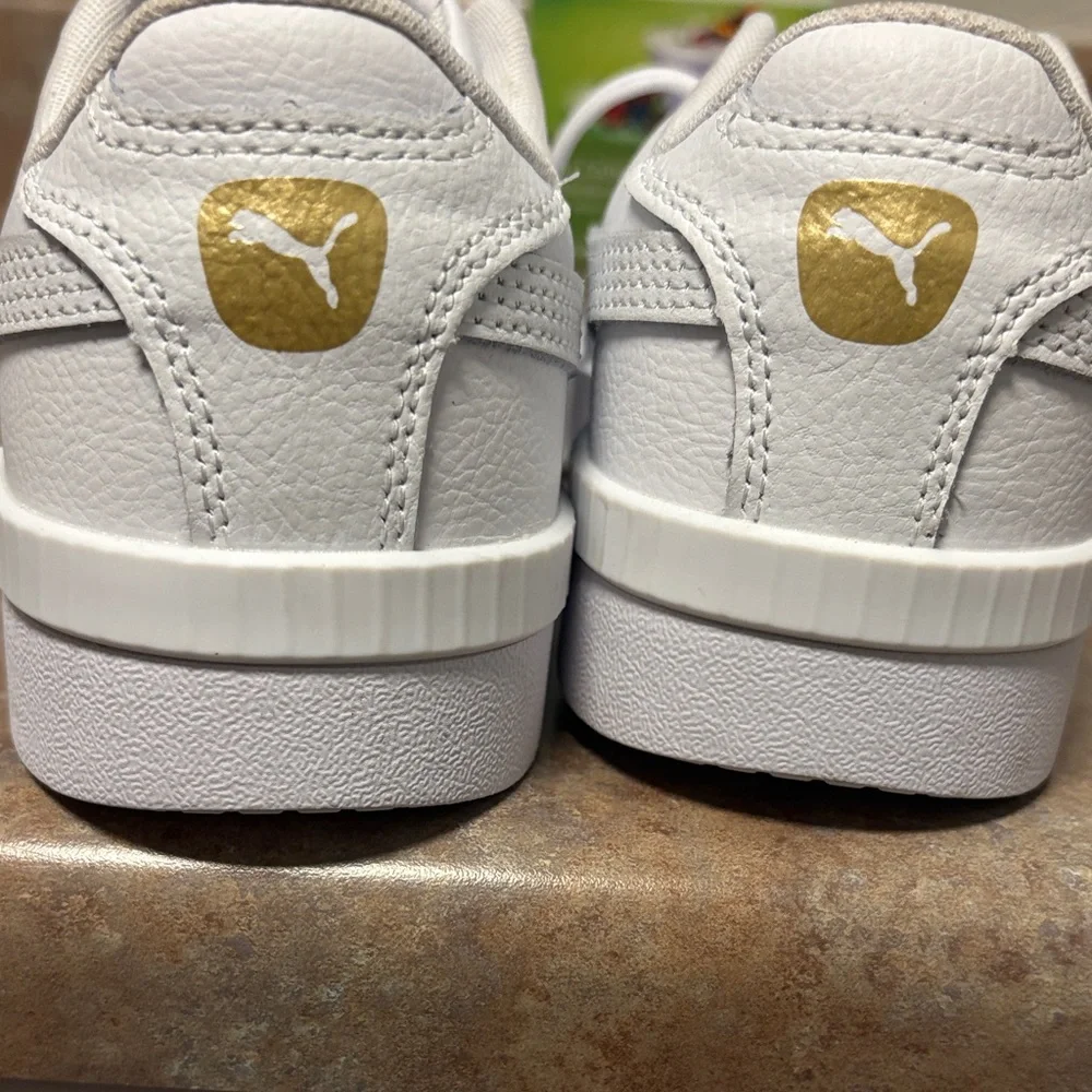 Puma White and Gold Women's Sneakers - Picture 5 of 5